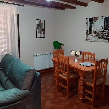 Casa El Sastre I 아파트 베세이테